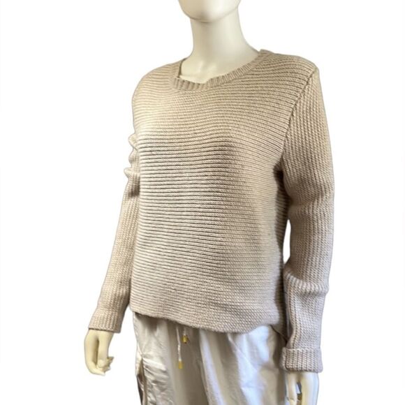 Brochure Walker Sweater - Picture 1 of 7